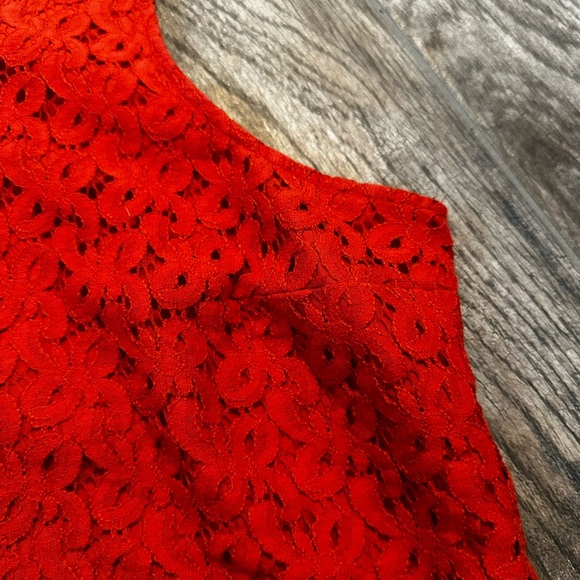 Nicole Miller XL lace design - Picture 3 of 6